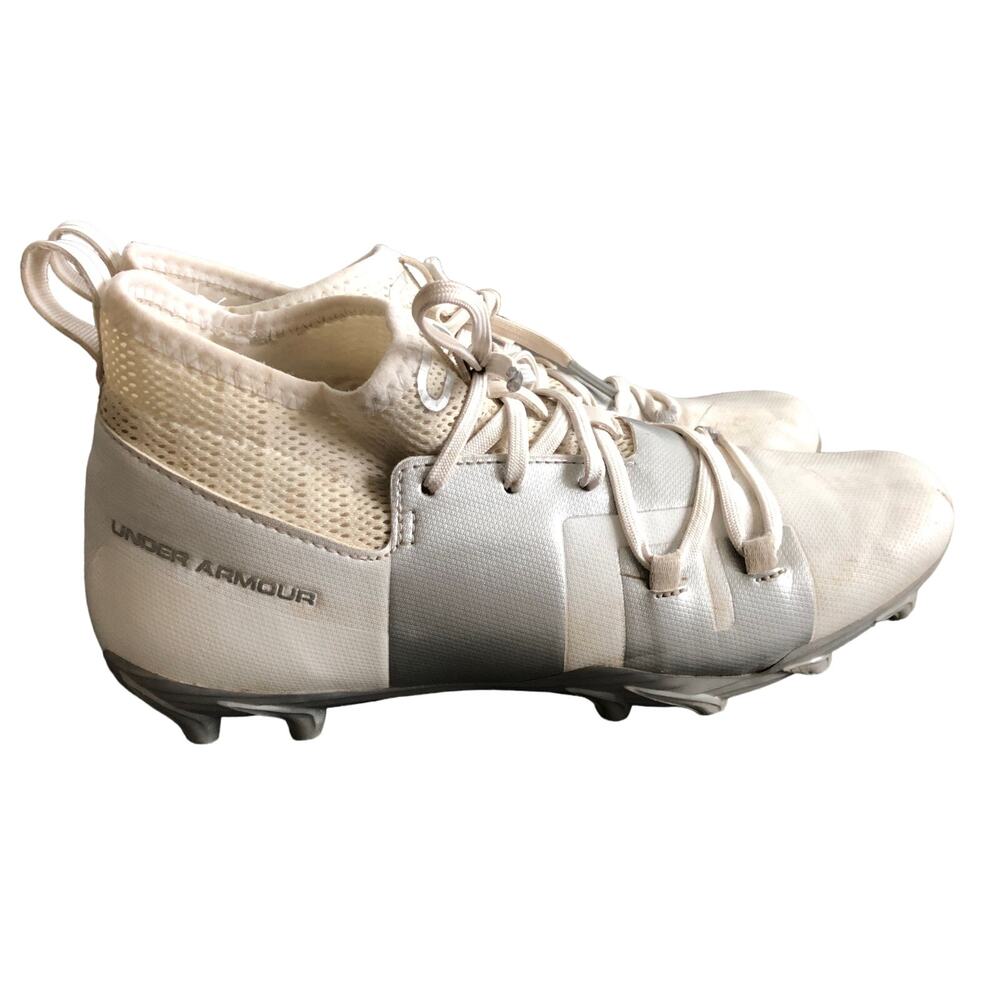 Under Armour Football cleats in white and silver size 6